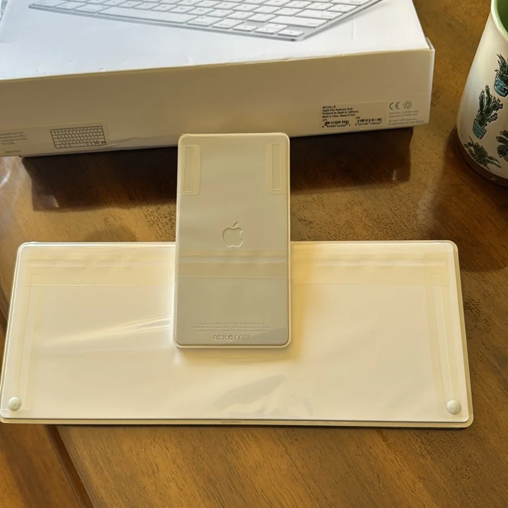 iPad Keyboard Dock